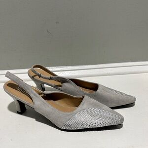 NWOT Whittall & Shon Gray Suede Slingback Heels w/ Rhinestone Toe-size 12